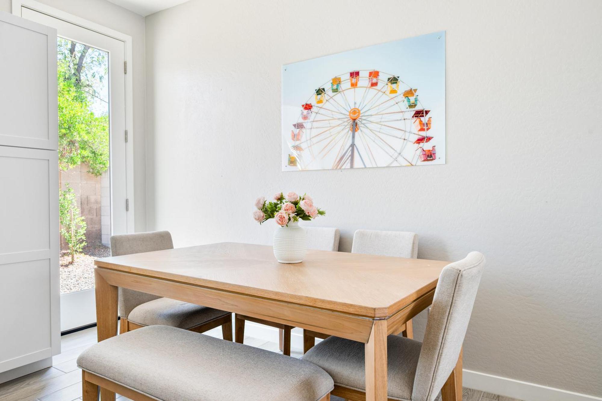 Relax In A Two Bedroom Two Bath With Free Parking And Premium Beds Glendale Exteriör bild